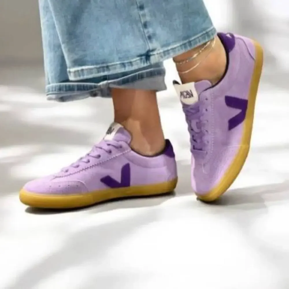Veja Volley Suede Sneaker Lavande Purple Sneakers Size 8 Women's Gum Sole